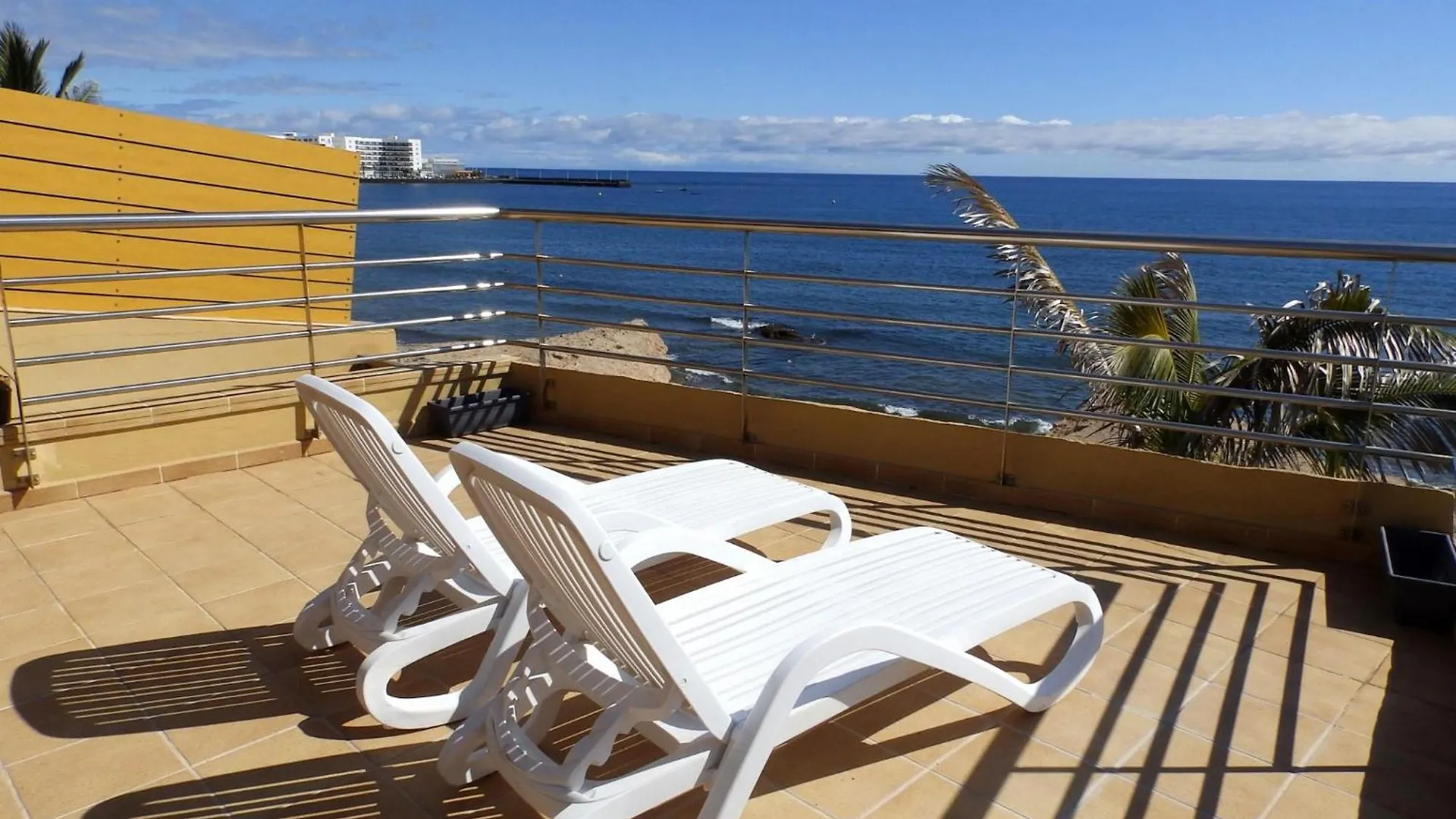 Maisonette Wohnung Mit Meerblick Von Dachterrasse El Medano  El Medano (Tenerife)
