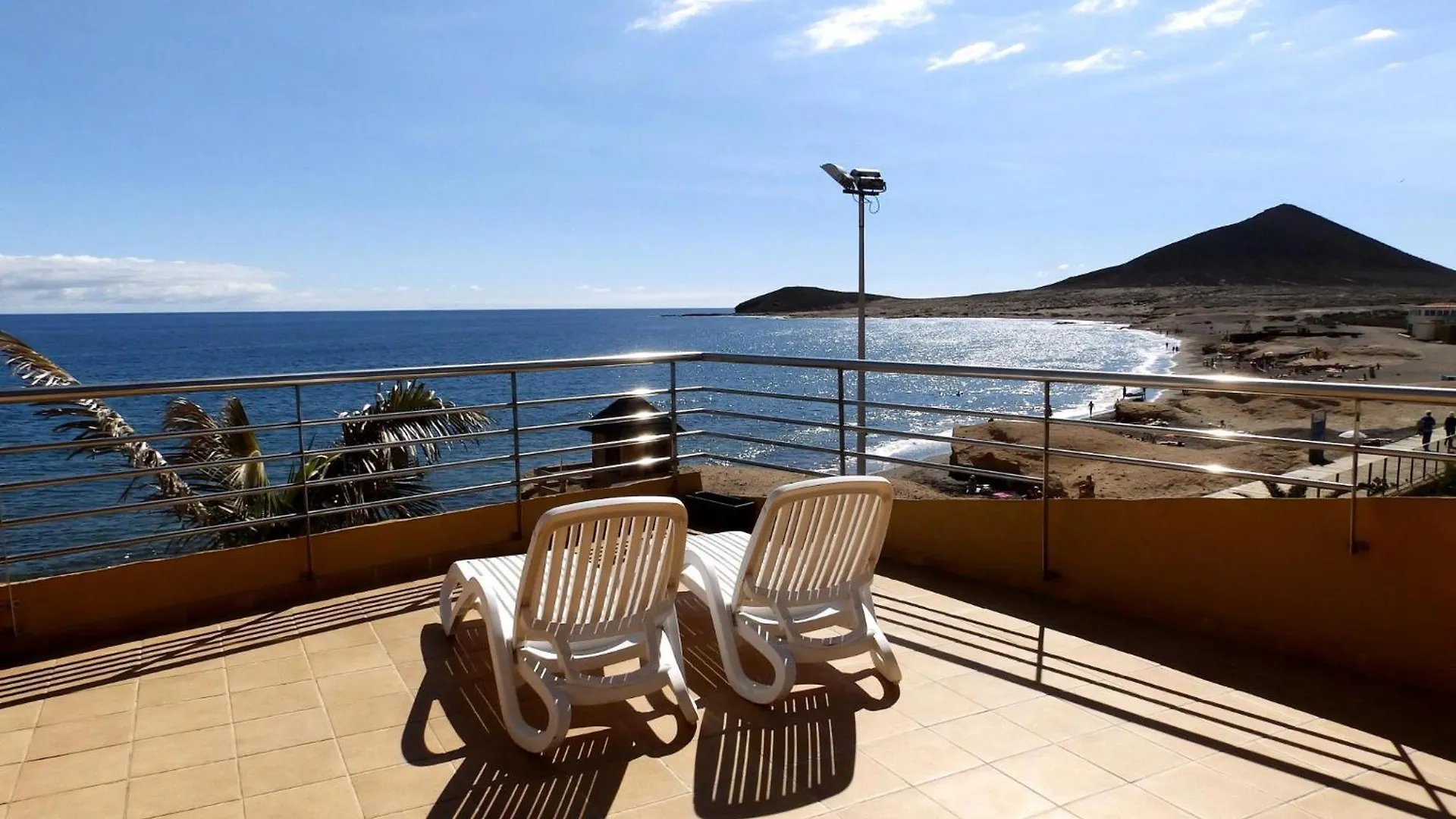 Maisonette Wohnung Mit Meerblick Von Dachterrasse El Medano  Apartment